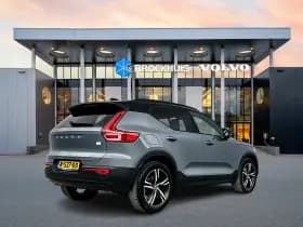 Volvo XC40 thumbnail 3