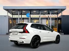 Volvo XC60 thumbnail 2