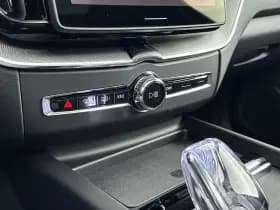 Volvo XC60 thumbnail 25