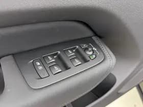 Volvo XC60 thumbnail 30