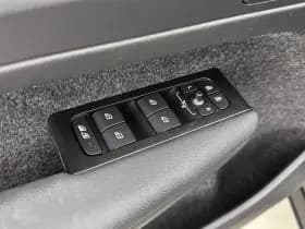 Volvo C40 thumbnail 30