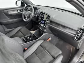 Volvo XC40 thumbnail 12