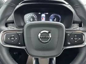 Volvo XC40 thumbnail 16