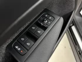 Volvo XC40 thumbnail 28