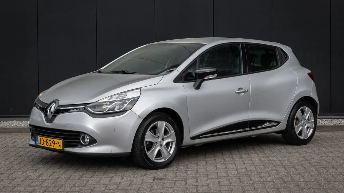 Renault Clio — foto 1