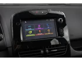 Renault Clio thumbnail 11