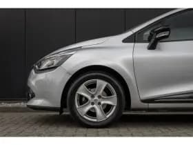 Renault Clio thumbnail 30