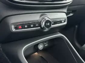 Volvo XC40 thumbnail 24
