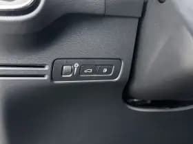 Volvo XC40 thumbnail 30