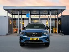 Volvo XC40 thumbnail 5