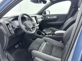 Volvo XC40 thumbnail 9