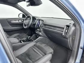 Volvo XC40 thumbnail 10