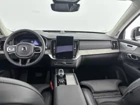 Volvo XC90 thumbnail 16