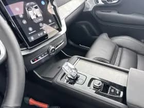 Volvo XC90 thumbnail 25