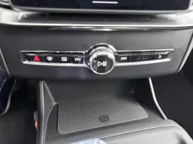 Volvo XC90 thumbnail 26