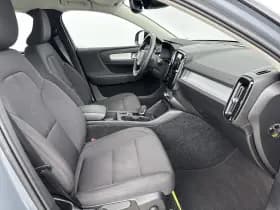 Volvo XC40 thumbnail 12