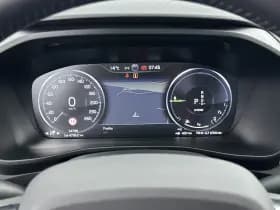 Volvo XC40 thumbnail 17