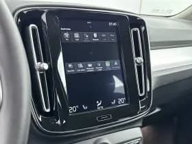 Volvo XC40 thumbnail 22