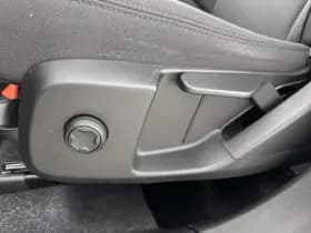 Volvo XC40 thumbnail 25