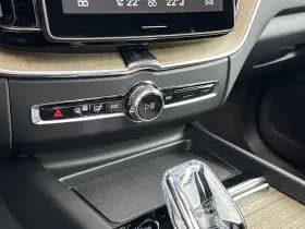 Volvo XC60 thumbnail 23