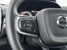 Volvo XC40 thumbnail 16