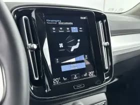 Volvo XC40 thumbnail 21