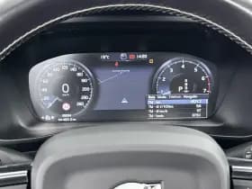 Volvo XC40 thumbnail 17