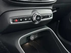 Volvo XC40 thumbnail 24