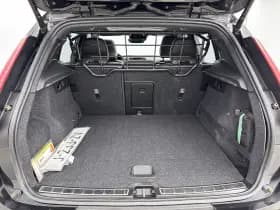 Volvo XC40 thumbnail 33