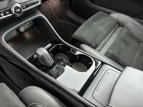 Volvo XC40 thumbnail 23