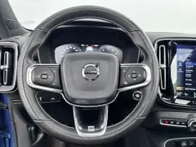 Volvo XC40 thumbnail 16