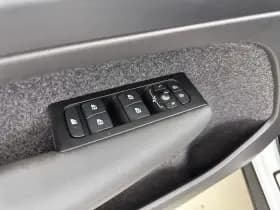 Volvo XC40 thumbnail 26