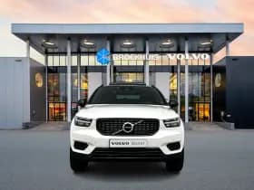 Volvo XC40 thumbnail 5