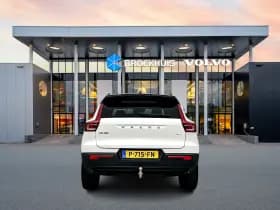 Volvo XC40 thumbnail 6