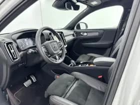 Volvo XC40 thumbnail 9
