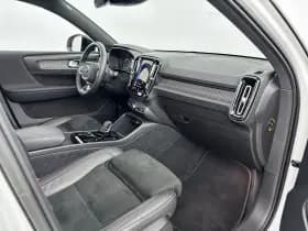 Volvo XC40 thumbnail 10