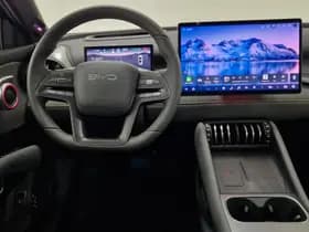 BYD Atto 3 thumbnail 8