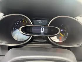 Renault Clio thumbnail 13