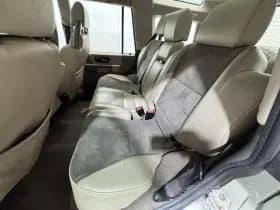 Land Rover Discovery thumbnail 29