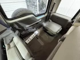 Land Rover Discovery thumbnail 32