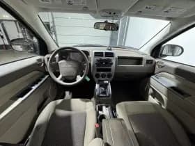 Jeep Compass thumbnail 11