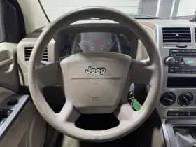 Jeep Compass thumbnail 12