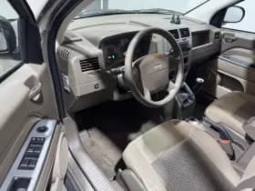 Jeep Compass thumbnail 10