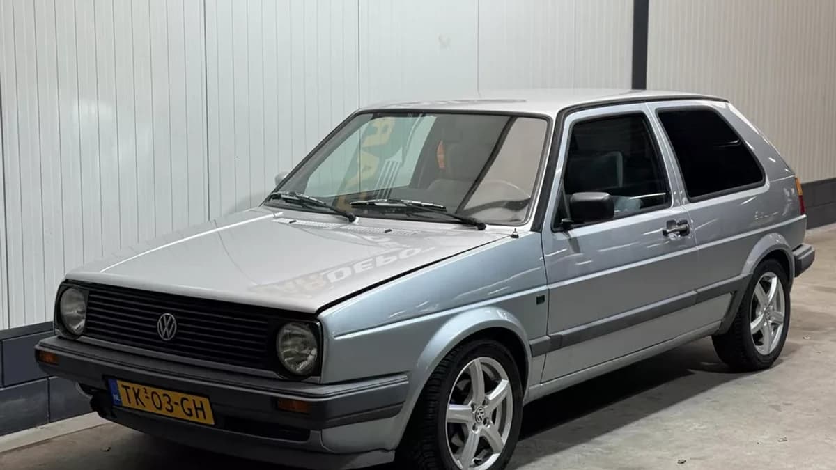 Volkswagen Golf — foto 1