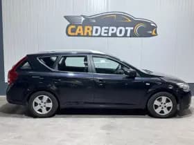 Kia Cee'd thumbnail 4