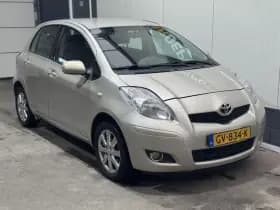 Toyota Yaris thumbnail 3