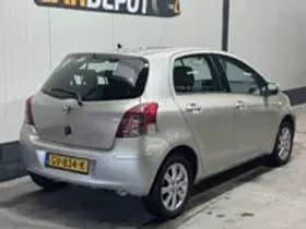 Toyota Yaris thumbnail 27