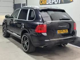 Porsche Cayenne thumbnail 7