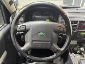 Land Rover Discovery thumbnail 13