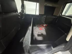 Land Rover Discovery thumbnail 23